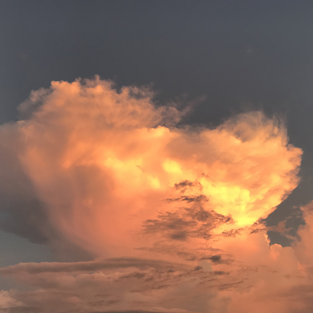 Création web-Nuages-flamboyants
